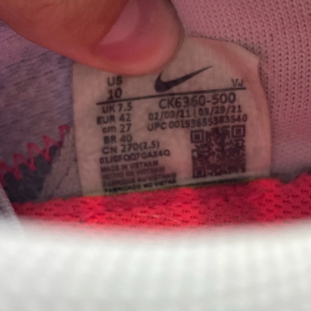 Nike Renew React women’s sneakers size 10